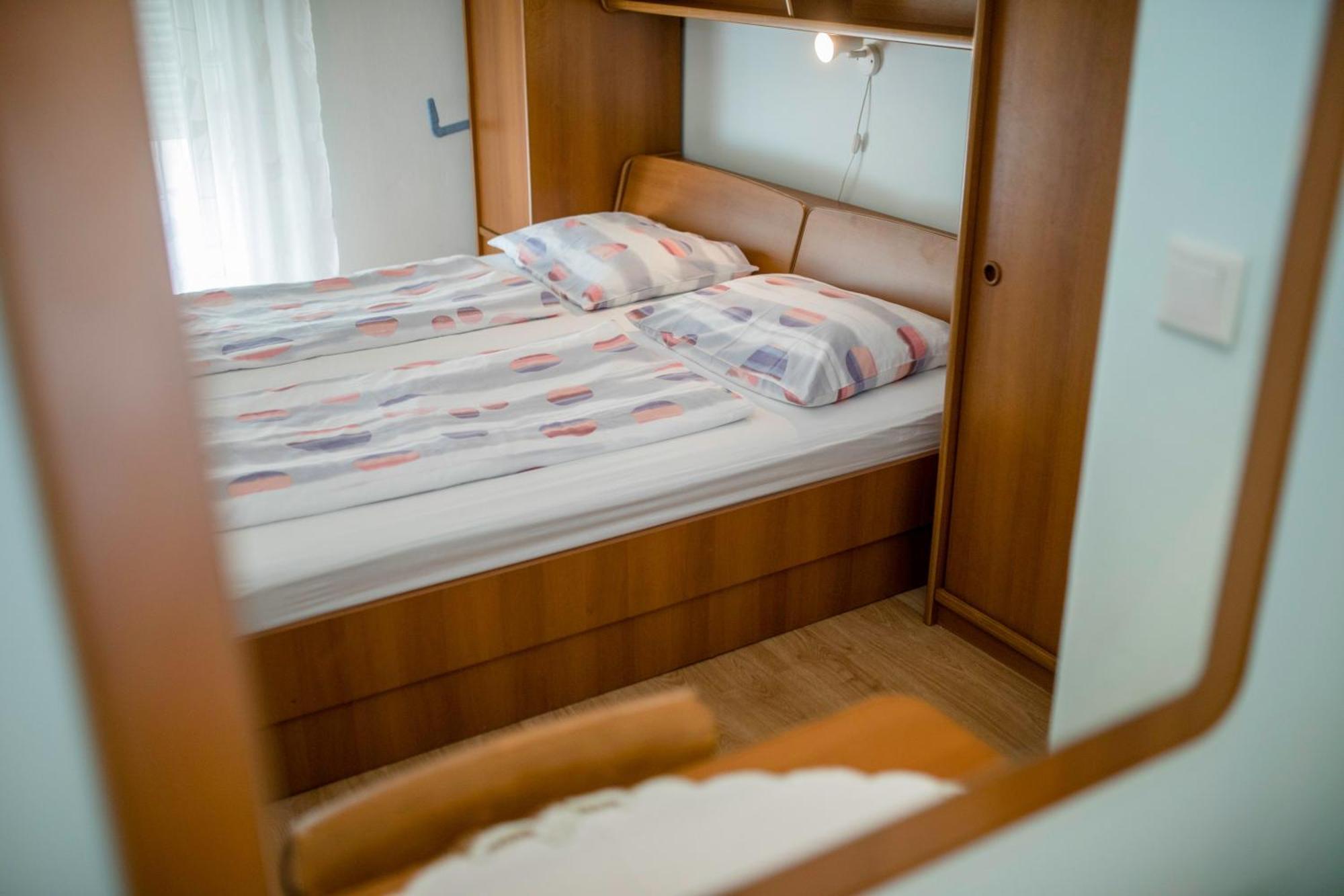 Apartments By The Sea Supetarska Draga - Donja, Rab - 11769 Phòng bức ảnh